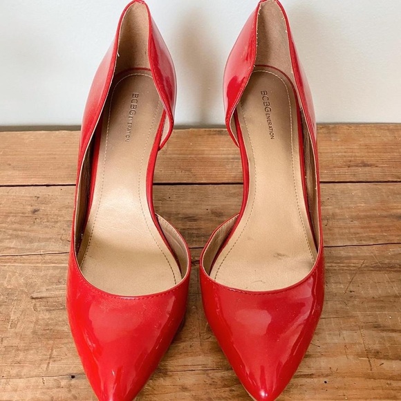 BCBG eneration red heels - Picture 2 of 4